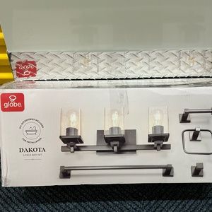 Dakota Globe 5pc Bath Set